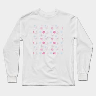 Butterflies and flowers in pastel Long Sleeve T-Shirt